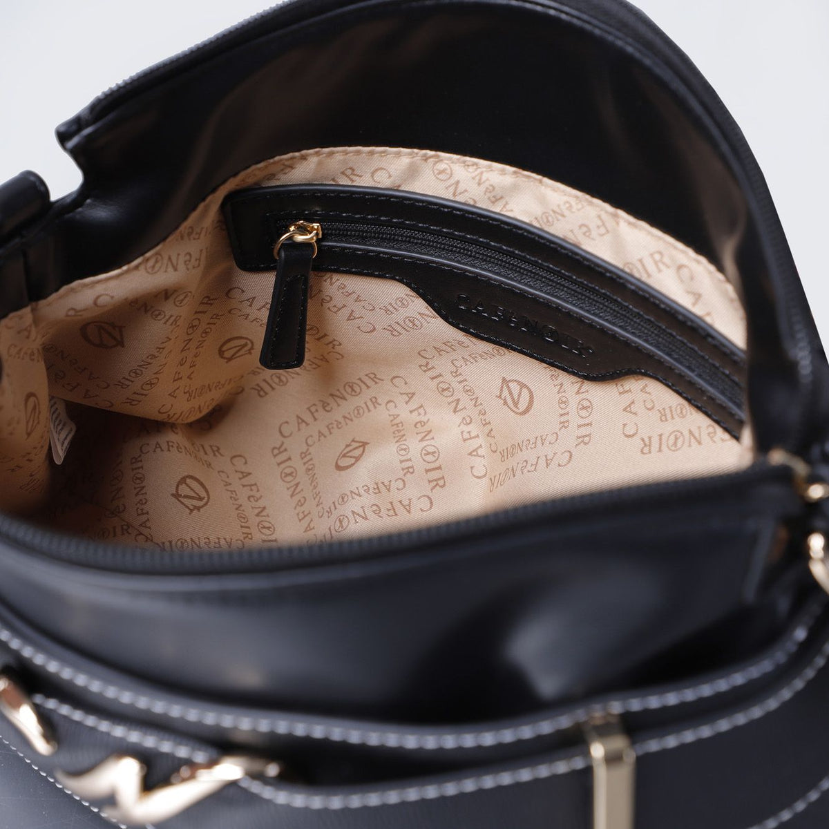 Borsa Cafènoir a tracolla con dettaglio in metallo nero WG0919