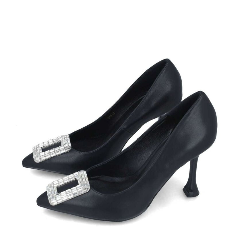 Menbur 24512 decolleté nera con strass