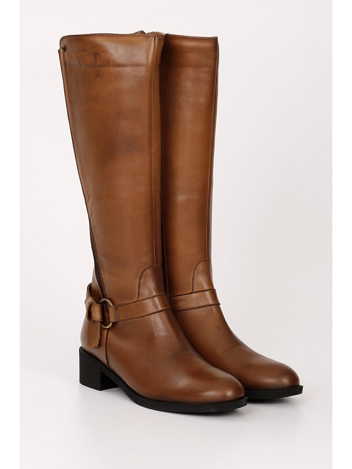 Stivali donna in vera pelle con elastici sul retro TREINTAS SHOES