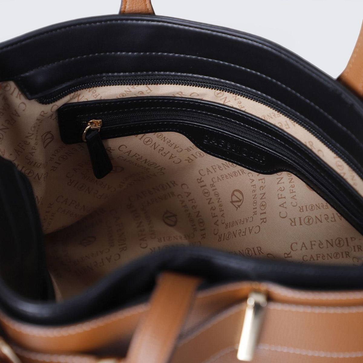 Borsa a mano in similpelle di CafèNoir con un elegante passante WG0918