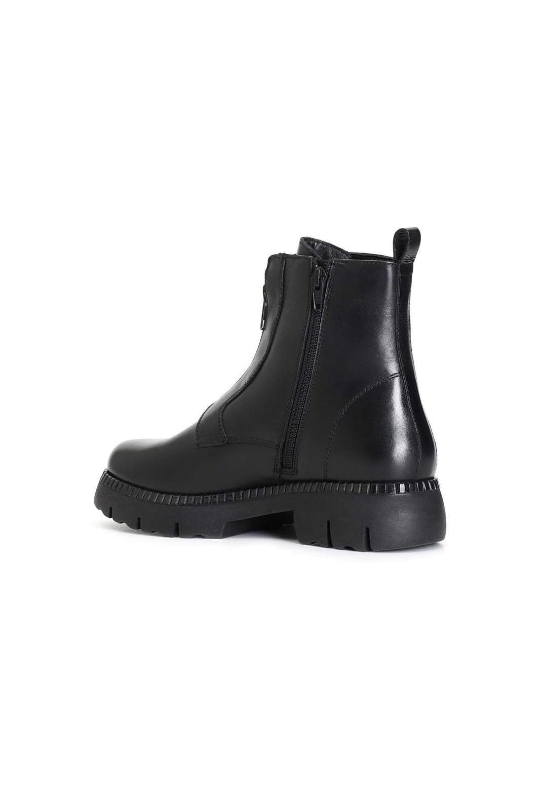Tronchetto da donna Cafènoir in pelle con cerniera interna e zip ornamentale EB1167