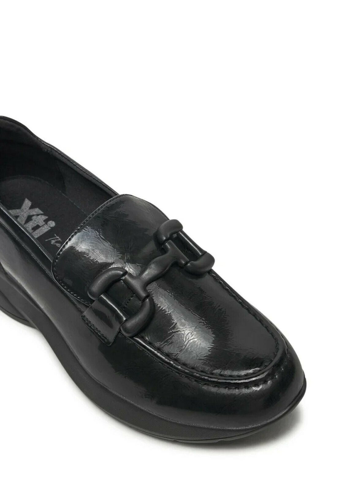 Mocassino XTI con fondo gomma e fibbia decorativa 143426